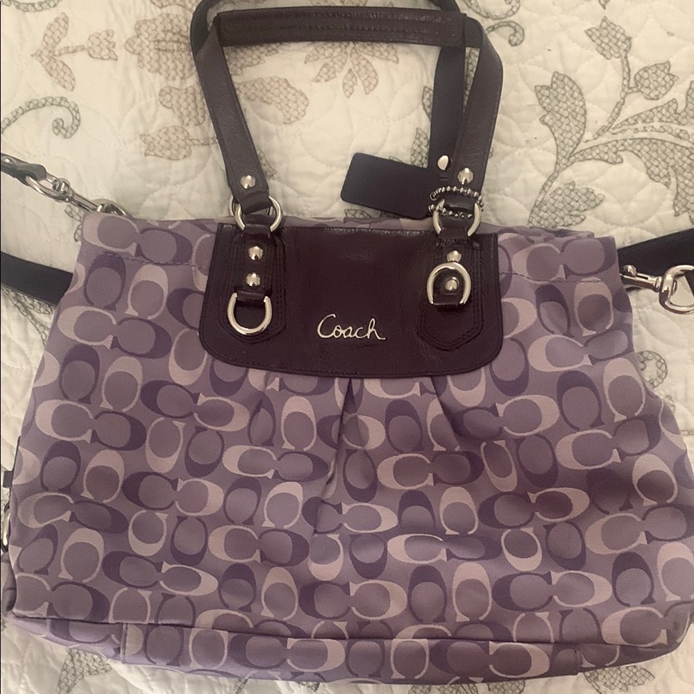 Like New Coach Purple Signature Tote Bag used maybe 2x no flaws